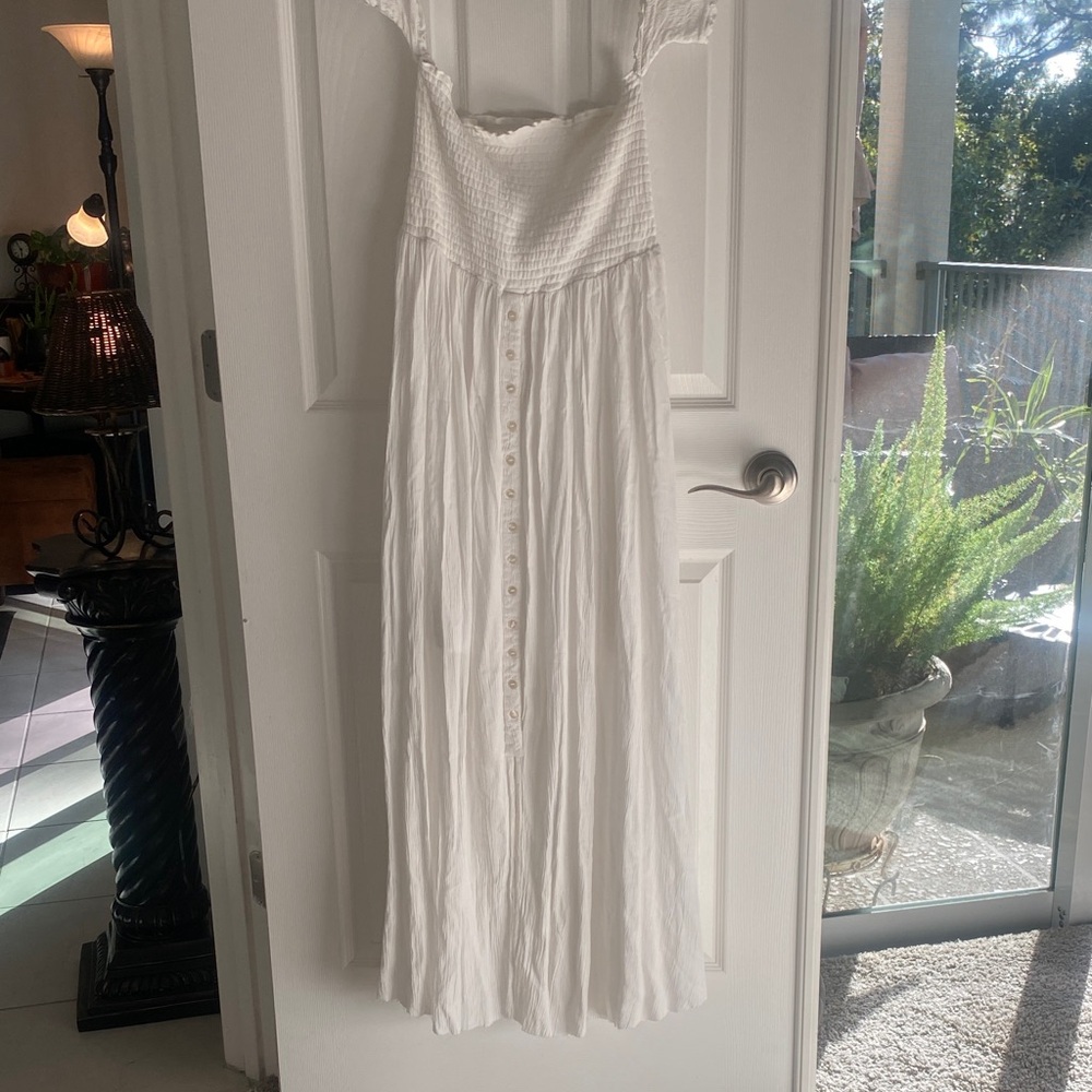 VENUS White Maxi Dress